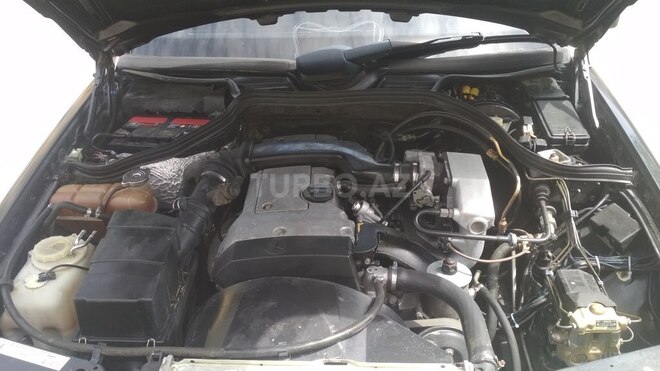 Mercedes E 220 1993, 350,000 km - 2.2 l - Sumqayıt