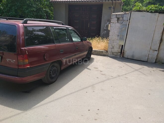 Opel Astra 1996, 103,000 km - 2.0 л - Bakı