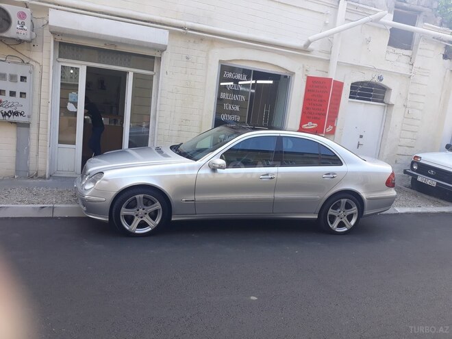Mercedes E 500 2002, 263,000 km - 5.0 l - Bakı