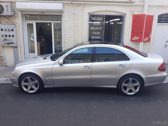 Mercedes E 500 2002, 263,000 km - 5.0 l - Bakı