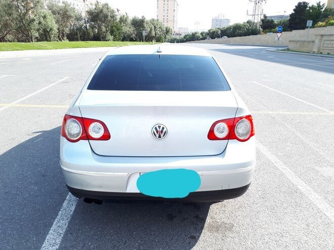 Volkswagen Passat 2006, 300,000 km - 2.0 l - Bakı
