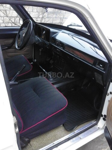 GAZ 24-10 1986, 130,000 km - 2.4 l - Yevlax