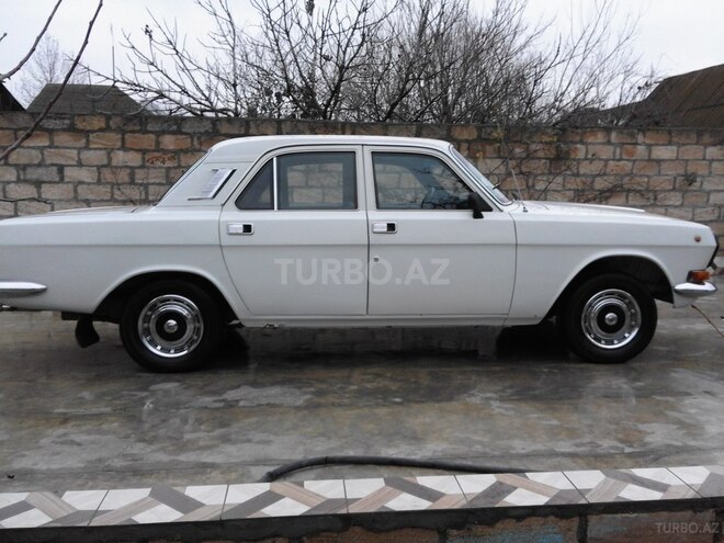 GAZ 24-10 1986, 130,000 km - 2.4 l - Yevlax