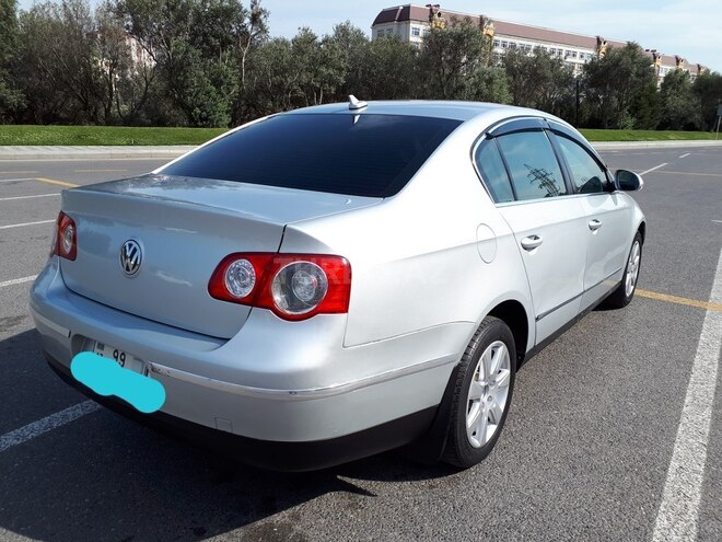 Volkswagen Passat 2006, 300,000 km - 2.0 l - Bakı