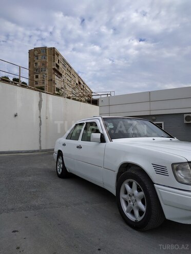 Mercedes E 300 1992, 500,000 km - 3.0 л - Bakı