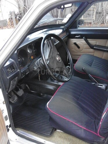 GAZ 24-10 1986, 130,000 km - 2.4 l - Yevlax