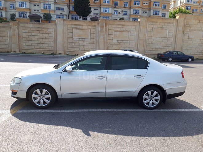 Volkswagen Passat 2006, 300,000 km - 2.0 l - Bakı