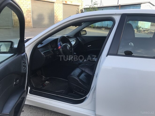 BMW 530 2005, 193,000 km - 3.0 l - Bakı