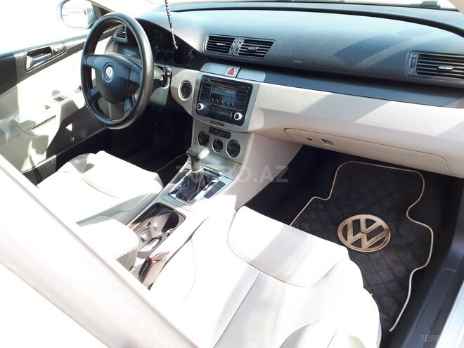 Volkswagen Passat 2006, 300,000 km - 2.0 l - Bakı