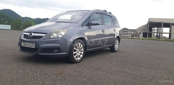 Opel Zafira 2005, 292,125 km - 2.2 l - Bakı