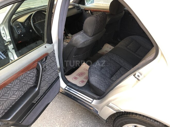 Mercedes C 180 1994, 307,000 km - 1.8 l - Bakı