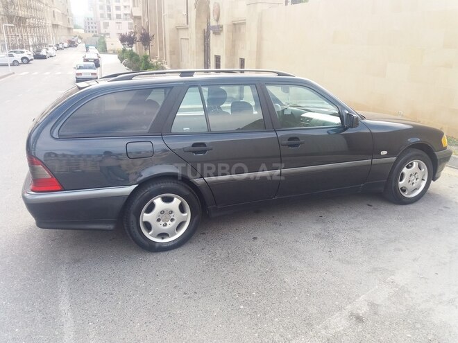 Mercedes C 220 2001, 390,000 km - 2.2 l - Bakı