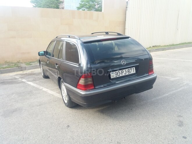 Mercedes C 220 2001, 390,000 km - 2.2 l - Bakı