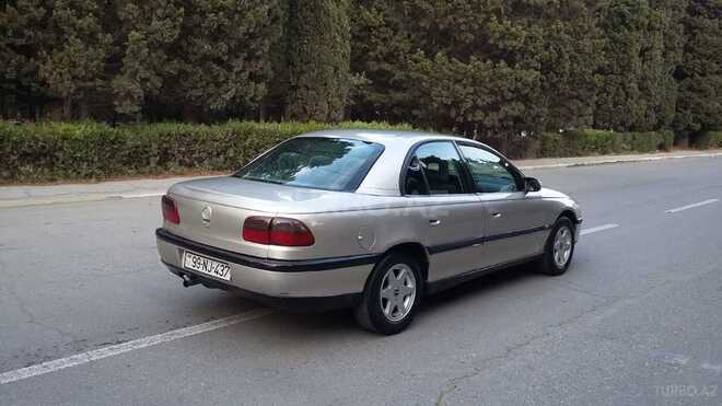 Opel Omega 1996, 321,000 km - 2.0 l - Sumqayıt