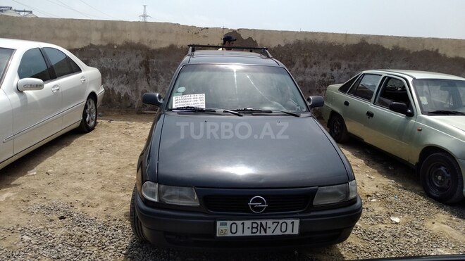 Opel Astra 1998, 186,000 km - 2.0 l - Bakı