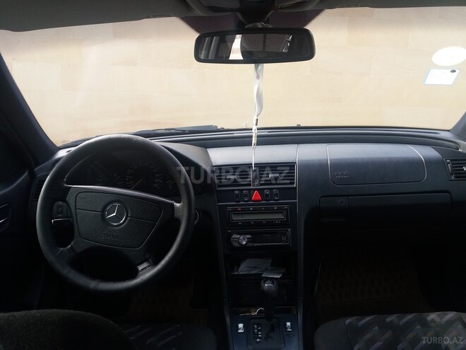 Mercedes C 220 2001, 390,000 km - 2.2 l - Bakı
