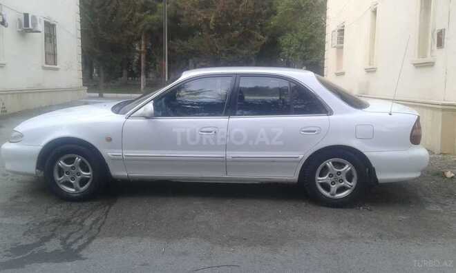 Hyundai Sonata 1998, 299,000 km - 0.2 l - Mingəçevir