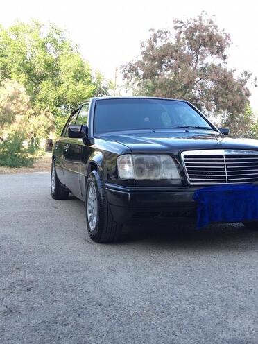Mercedes E 220 1994, 325,000 km - 2.2 л - Bakı