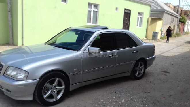 Mercedes C 220 1999, 325,000 km - 2.2 л - Bakı