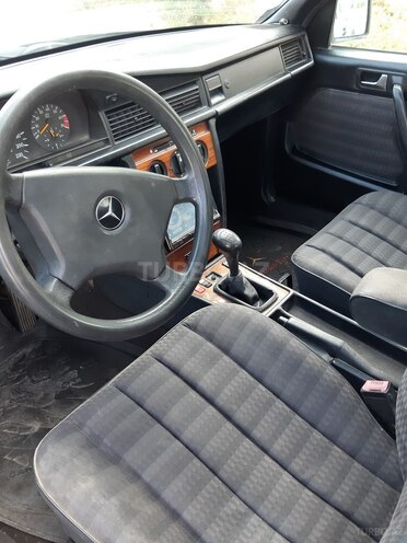 Mercedes 190 1992, 372,334 km - 2.0 л - Bakı