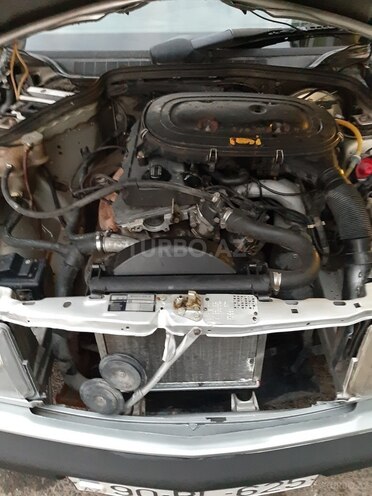 Mercedes 190 1992, 372,334 km - 2.0 л - Bakı