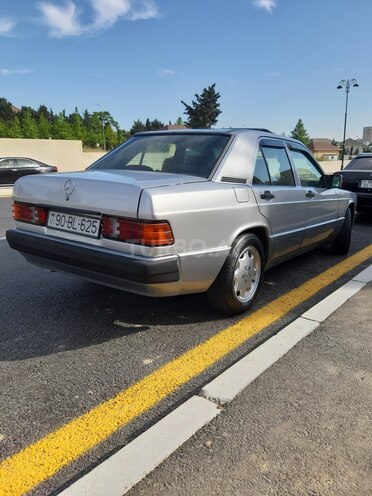 Mercedes 190 1992, 372,334 km - 2.0 л - Bakı