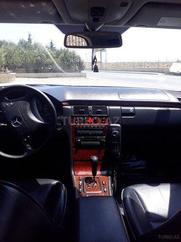 Mercedes E 280 1999, 265,490 km - 2.8 л - Sumqayıt