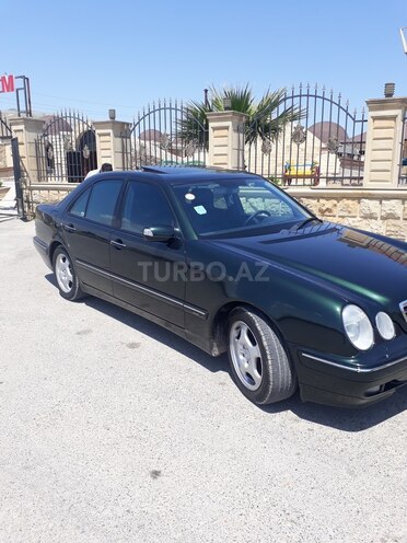 Mercedes E 280 1999, 265,490 km - 2.8 л - Sumqayıt
