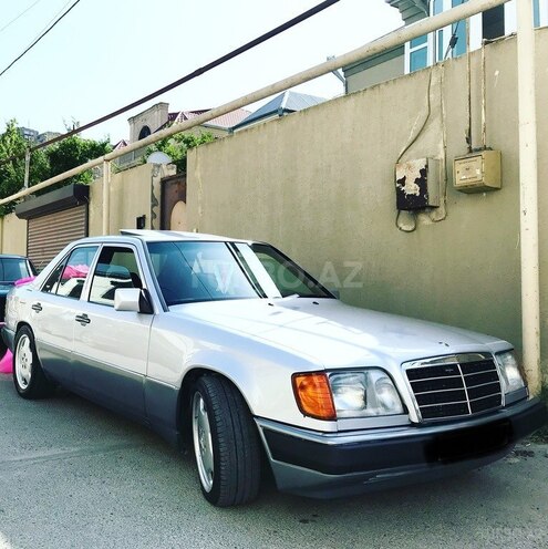 Mercedes E 220 1993, 400,124 km - 2.2 л - Bakı