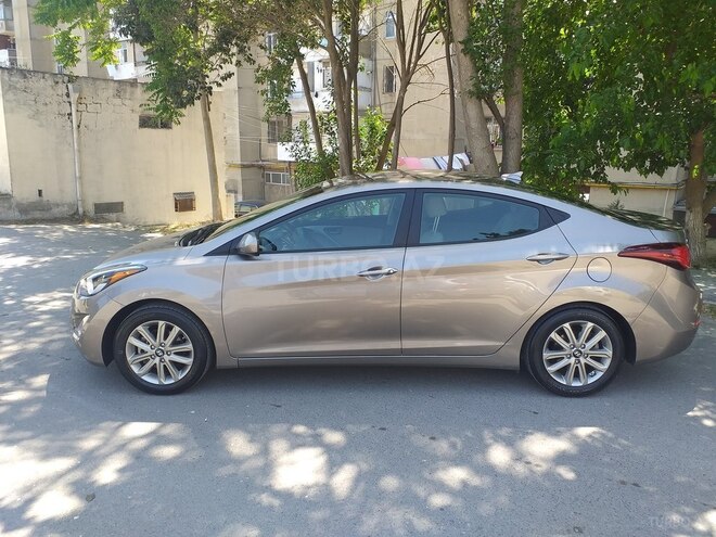 Hyundai Elantra 2015, 20,500 km - 1.8 l - Bakı