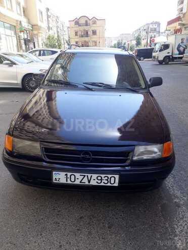 Opel Astra 1994, 330,000 km - 1.6 l - Bakı