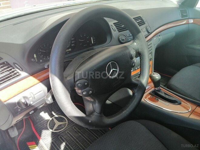 Mercedes E 220 2006, 280,000 km - 2.2 l - Ucar
