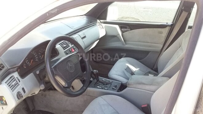 Mercedes E 240 1998, 401,410 km - 2.4 l - Bakı