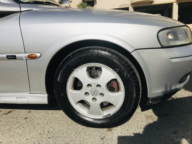 Opel Vectra 1999, 268,873 km - 1.8 l - Bakı