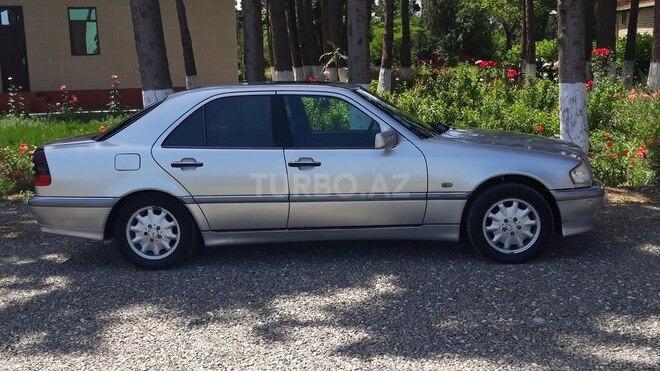 Mercedes C 200 1998, 260,000 km - 2.0 л - Zərdab