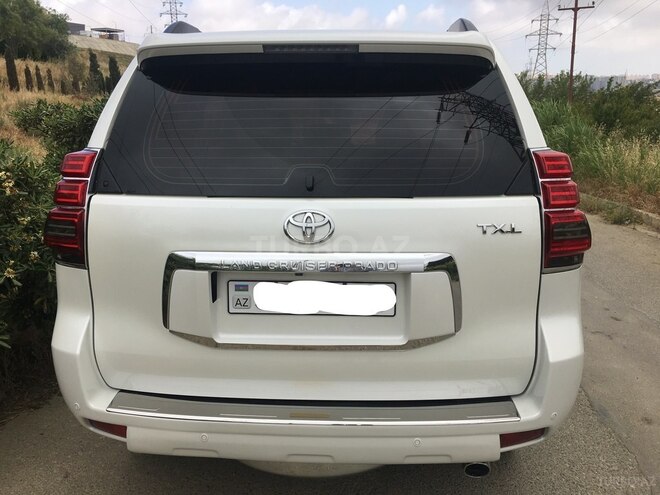 Toyota Prado 2010, 180,000 km - 2.7 l - Bakı