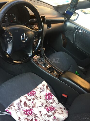 Mercedes C 240 2000, 254,000 km - 2.4 l - Bakı