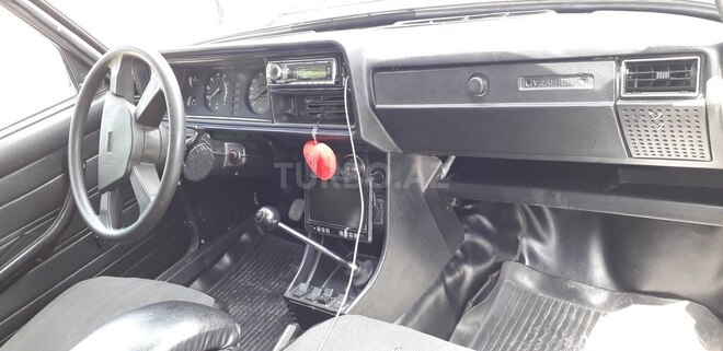 LADA (VAZ) 2107 2000, 168,000 km - 1.6 л - Salyan