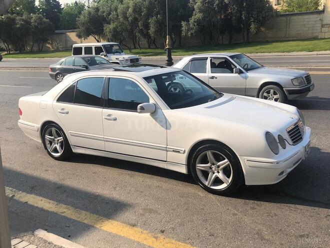 Mercedes E 320 2000, 290,000 km - 3.2 l - Bakı