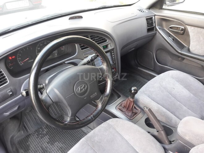 Hyundai Elantra 2002, 215,000 km - 2.0 l - Bakı