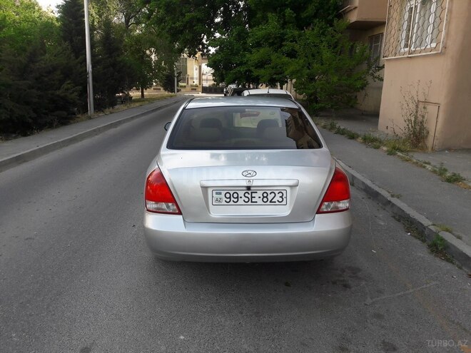 Hyundai Elantra 2002, 215,000 km - 2.0 l - Bakı