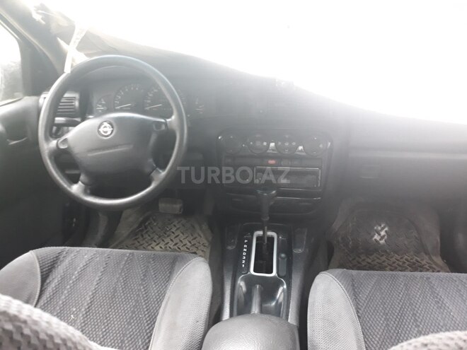 Opel Omega 1996, 230,000 km - 2.5 l - Şəki
