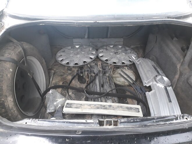 Opel Omega 1996, 230,000 km - 2.5 l - Şəki