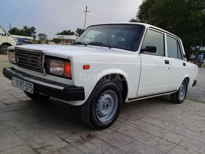 LADA (VAZ) 2107 2006, 168,200 km - 1.6 л - Salyan