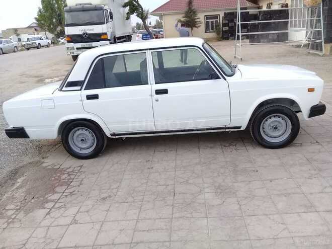 LADA (VAZ) 2107 2006, 168,200 km - 1.6 л - Salyan