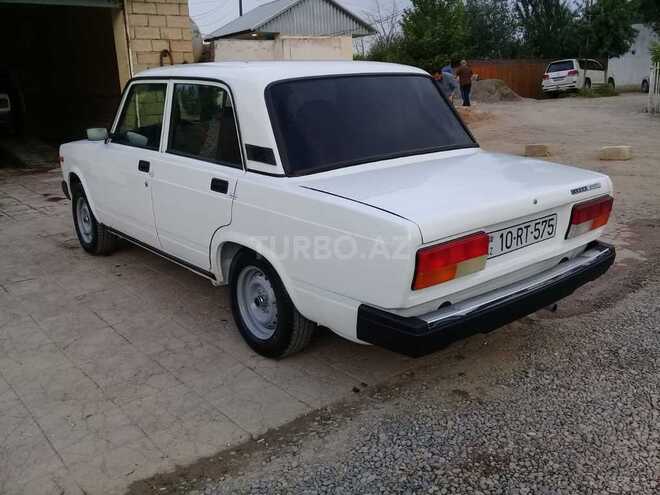 LADA (VAZ) 2107 2006, 168,200 km - 1.6 л - Salyan