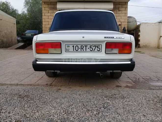 LADA (VAZ) 2107 2006, 168,200 km - 1.6 л - Salyan