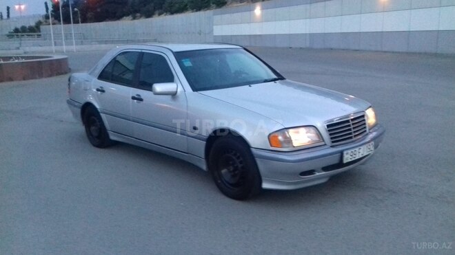 Mercedes C 220 1999, 401,000 km - 2.2 l - Bakı