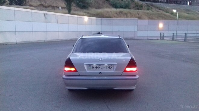 Mercedes C 220 1999, 401,000 km - 2.2 l - Bakı