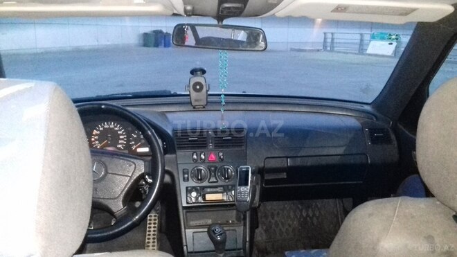 Mercedes C 220 1999, 401,000 km - 2.2 l - Bakı